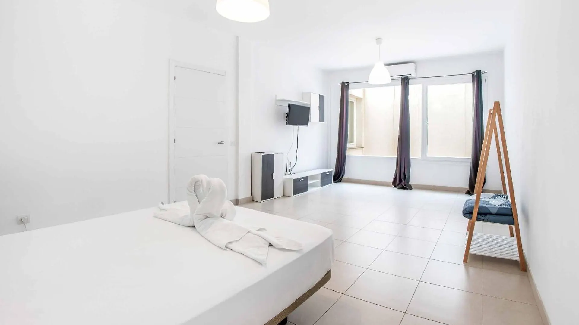 Villa Dahlia Costa Adeje  Španělsko